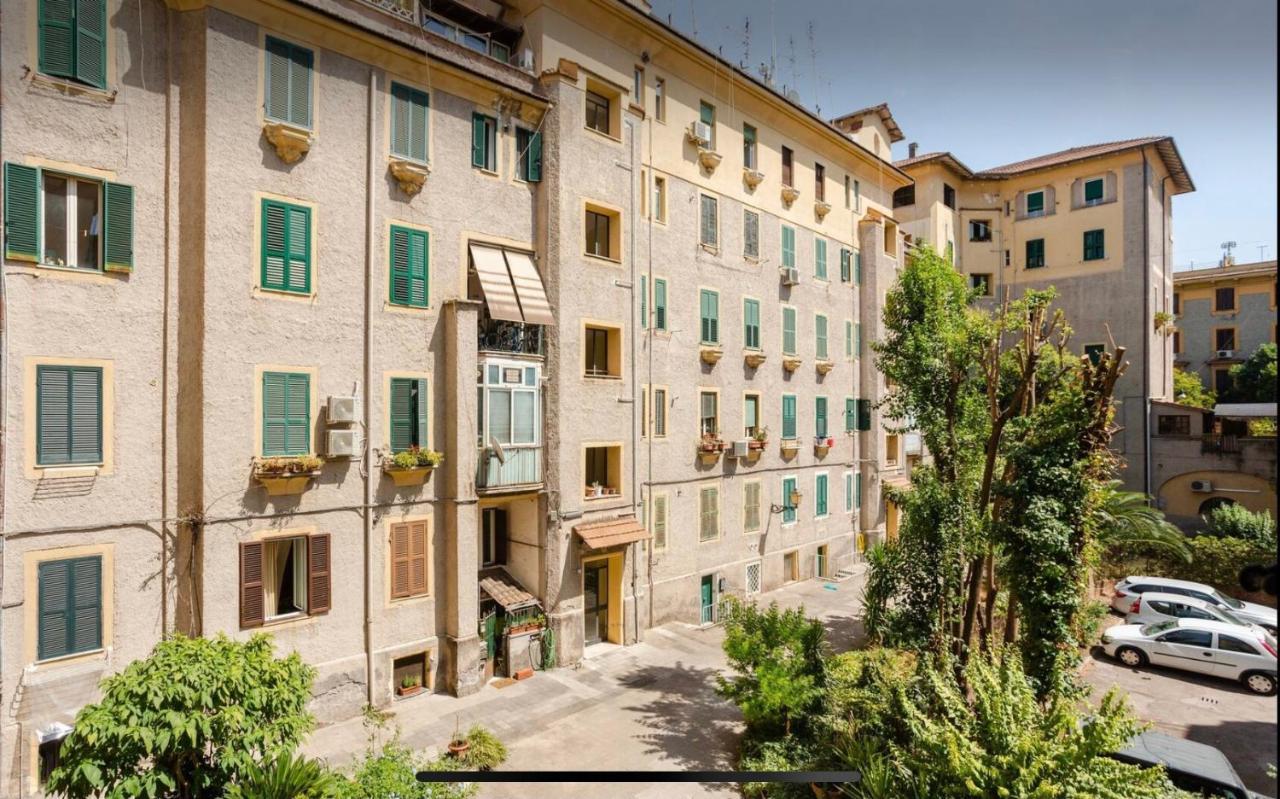 Casa Vacanze "Il Vaticano A 2 Passi" Rom Exterior foto